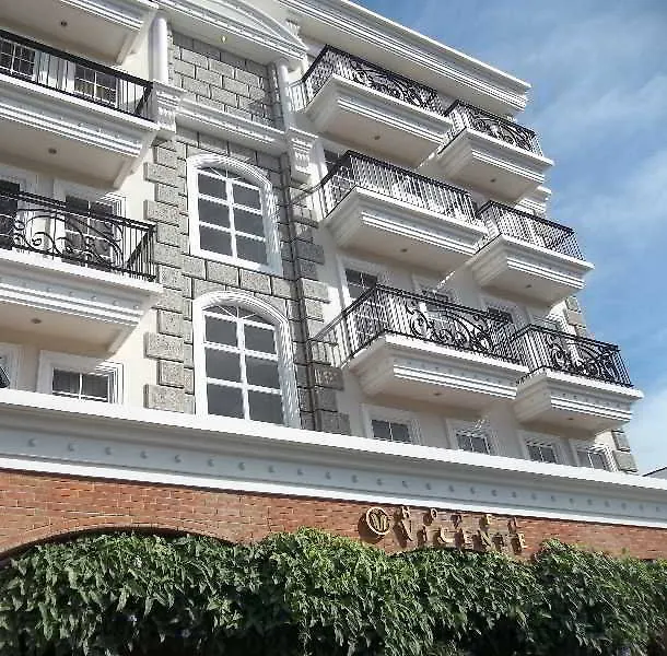 Davao City Hotel Emilia 2*,  הפיליפינים